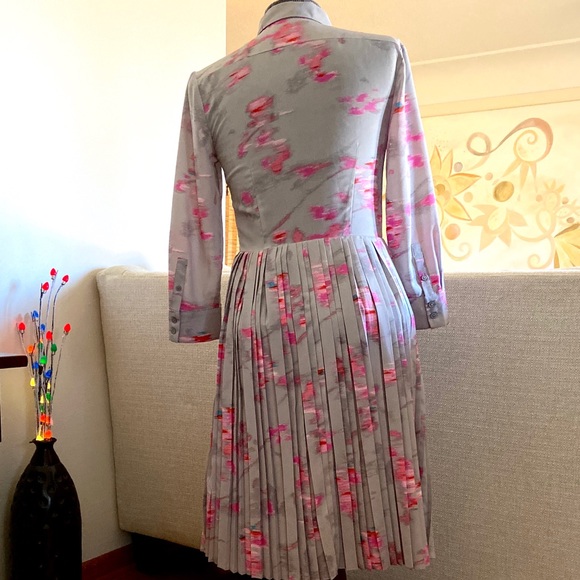 Pretty Banana Republic Sunday dress - Picture 2 of 5